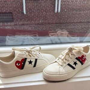 Cream Comme des Garcon Low Top Converse .